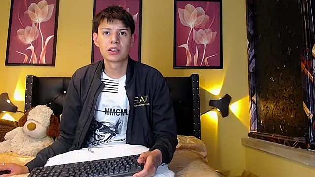 luckk  online show from 04-21-26, 07:03