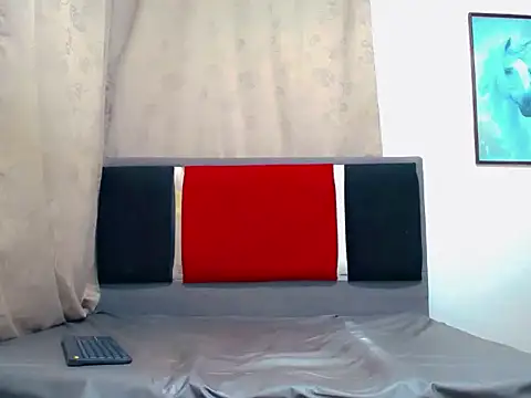 Alejandra montenegro online show from 04-28-26, 04:06
