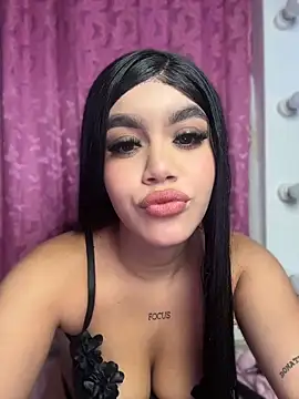 Tyra malkovaa online show from 05-15-26, 04:08