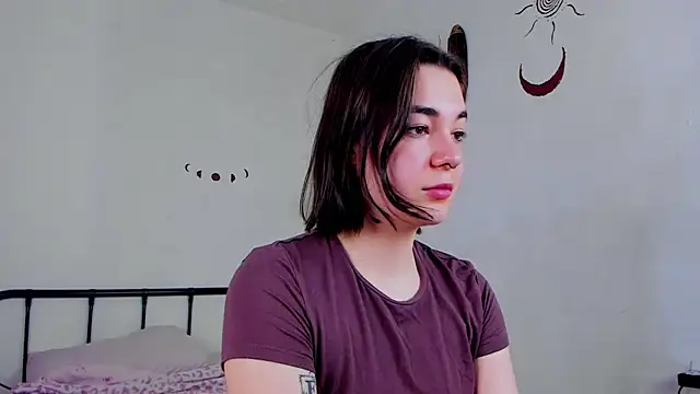 LiyaFly online show from 05-13-26, 04:10