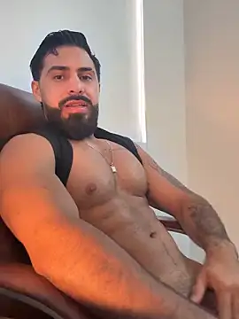 Snapshot of Ryan_Black3 chatting on 05-08-26, 02:00 Ryan Black3 online show from 05-08-26, 02:00