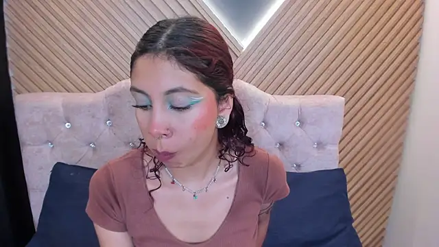 Snapshot of alejita_machado chatting on 05-20-26, 12:44 alejita machado online show from 05-20-26, 12:44