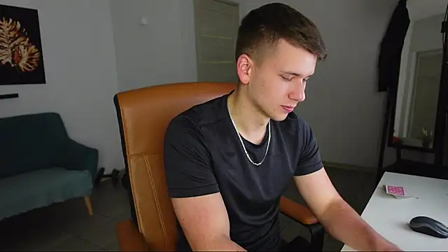 Zack Gillian online show from 05-12-26, 08:50