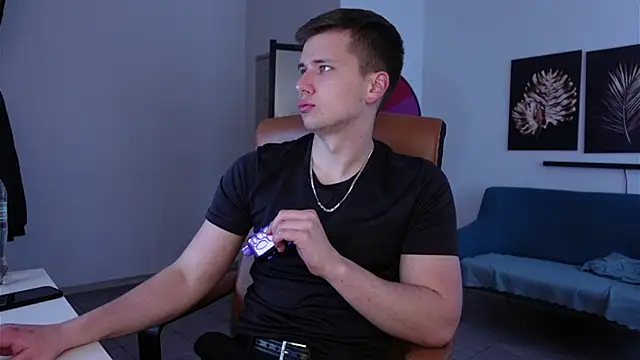 Zack Gillian online show from 05-28-26, 05:10