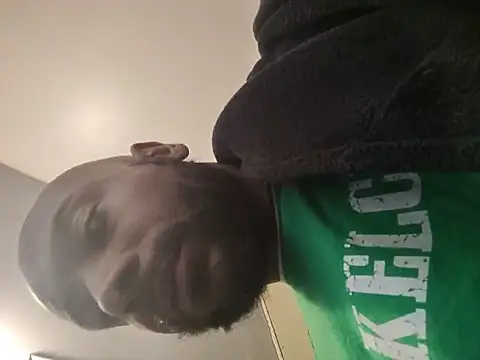 awwbabyyes77 online show from 05-22-26, 02:12