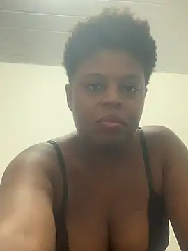 Jennifer3096 online show from 04-14-26, 09:21