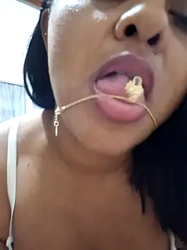 Snapshot of Ayla_Phone chatting on 04-28-26, 02:27 Ayla Phone online show from 04-28-26, 02:27