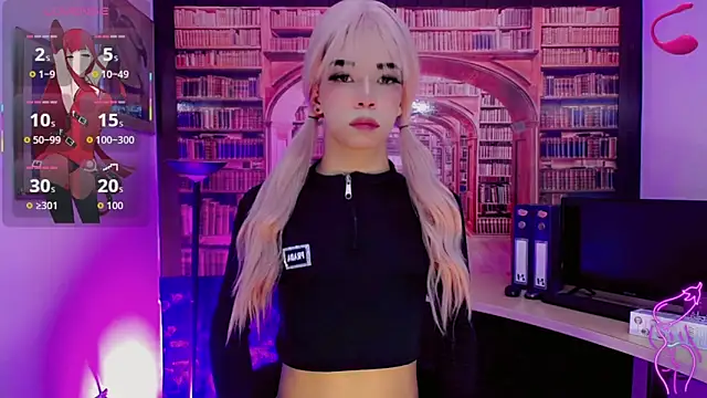 Snapshot of moon_sweet- chatting on 04-18-26, 03:21 moon sweet- online show from 04-18-26, 03:21
