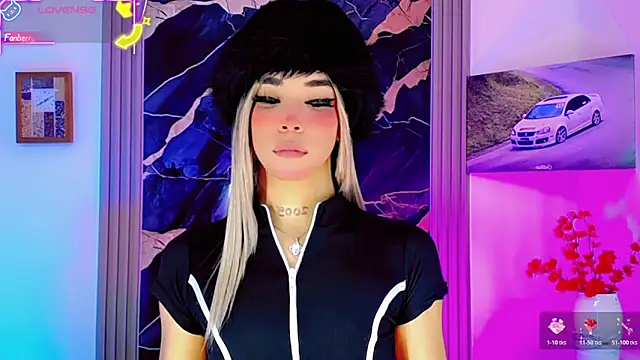 Snapshot of moon_sweet- chatting on 05-17-26, 03:15 moon sweet- online show from 05-17-26, 03:15