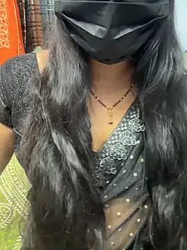sweetylove01 online show from 04-23-26, 06:10