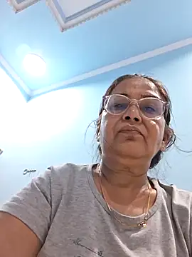 Shalini3456 online show from 06-05-26, 07:36