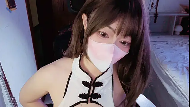 Snapshot of KKi-8 chatting on 05-16-26, 10:36 KKi-8 online show from 05-16-26, 10:36