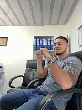 Snapshot of Sara_fun chatting on 01-26-25, 05:56 Sara fun online show from 01-26-25, 05:56