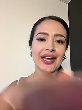 Snapshot of Sara_fun chatting on 01-30-25, 03:00 Sara fun online show from 01-30-25, 03:00