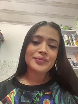 Snapshot of Sara_fun chatting on 09-16-25, 04:41 Sara fun online show from 09-16-25, 04:41