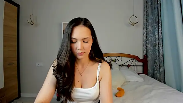 ameliyaa sun online show from 05-17-26, 04:25