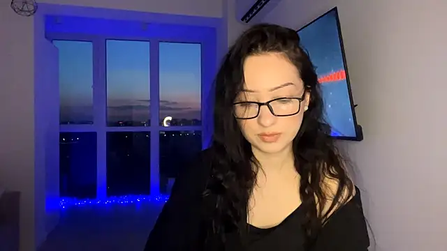 Meow Alika online show from 05-05-26, 05:32