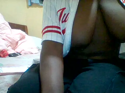 Lively008 online show from 04-15-26, 08:53