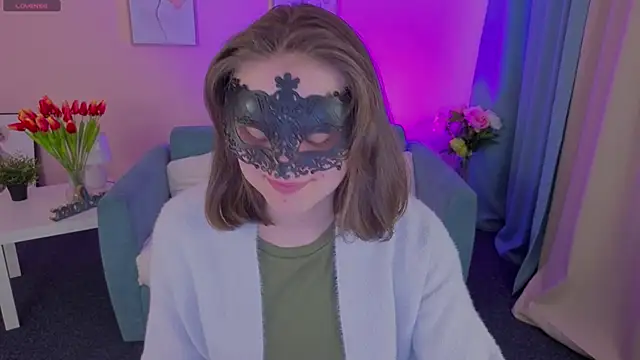 DanaHurt1 online show from 05-11-26, 01:06