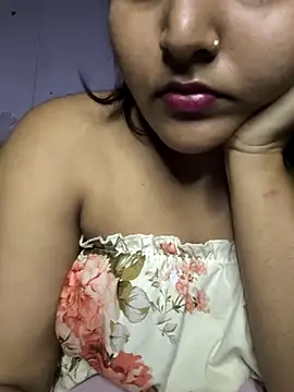 Snapshot of PunkTiling chatting on 04-21-26, 02:51 PunkTiling online show from 04-21-26, 02:51