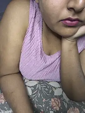 Snapshot of PunkTiling chatting on 05-18-26, 06:25 PunkTiling online show from 05-18-26, 06:25