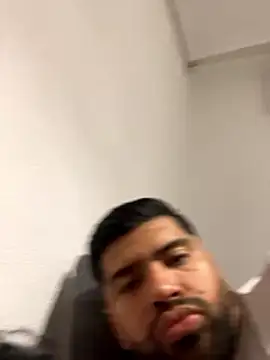 edward568 online show from 04-23-26, 09:28