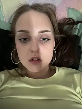 Shannon Van online show from 04-25-26, 04:04