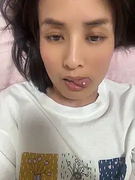 Faye-baby online show from 06-17-26, 03:57
