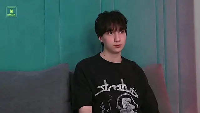 Finn Black online show from 04-23-26, 07:27