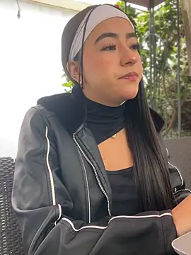 CatalinaSantana Pinkk online show from 04-17-26, 06:00