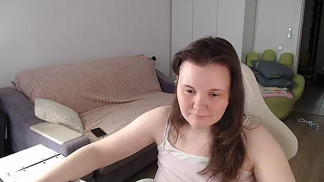 Snapshot of Nodarell chatting on 05-15-26, 10:00 Nodarell online show from 05-15-26, 10:00