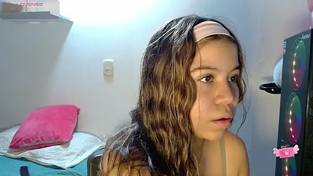 M1la 18 online show from 05-16-26, 03:36