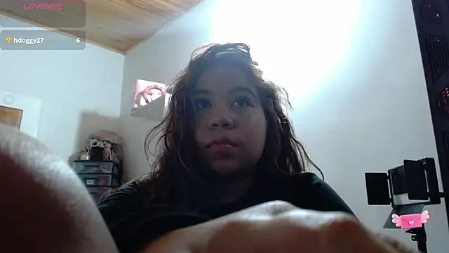 M1la 18 online show from 05-19-26, 03:57