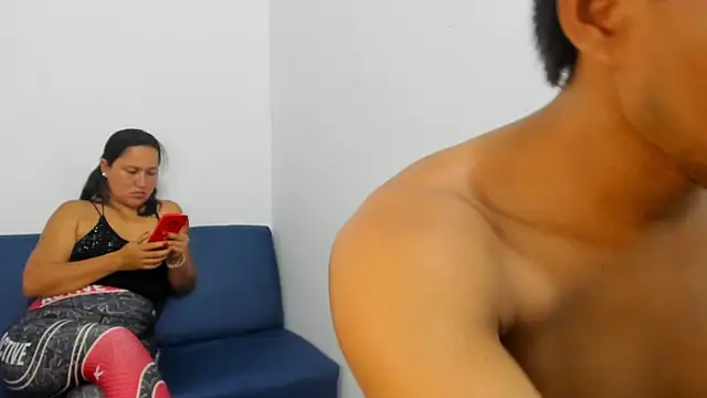 renataa21 online show from 04-27-26, 01:47