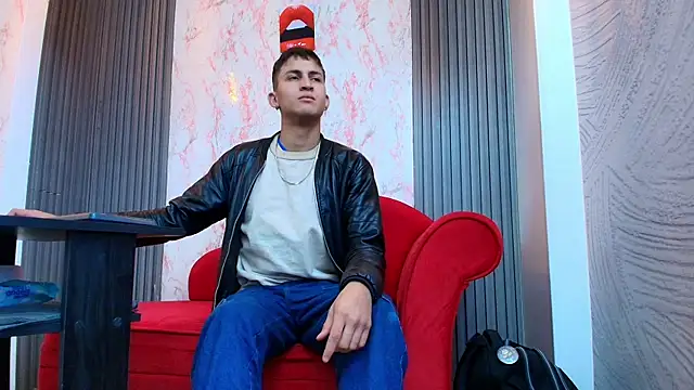 Snapshot of Axel_Romanov chatting on 07-09-26, 02:54 Axel Romanov online show from 07-09-26, 02:54