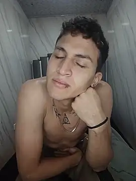 Snapshot of Axel_Romanov chatting on 07-28-26, 01:10 Axel Romanov online show from 07-28-26, 01:10