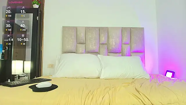 hott mature online show from 05-23-26, 11:47