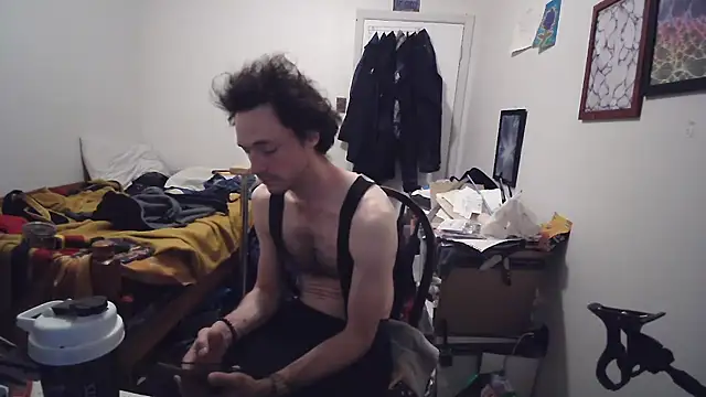 JohnnyMoves online show from 05-22-26, 05:25
