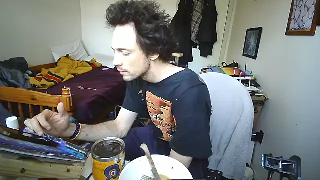 JohnnyMoves online show from 05-29-26, 04:49
