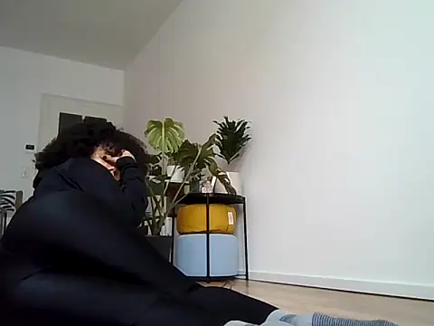 Sawannahh online show from 04-21-26, 08:53