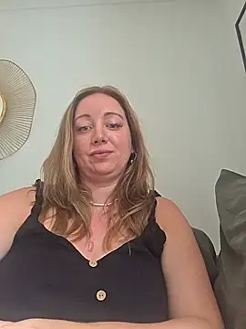 arielsweetieee online show from 07-28-26, 11:17