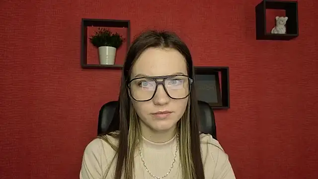 AliceAdama online show from 04-21-26, 06:09