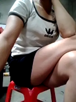 Zara-Lina online show from 06-20-26, 07:11