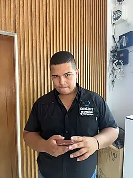 Snapshot of Patricio_02 chatting on 04-28-26, 02:55 Patricio 02 online show from 04-28-26, 02:55
