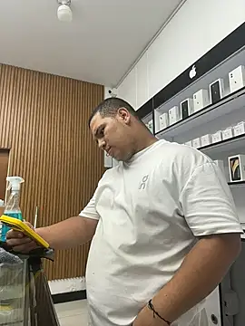 Patricio 02 online show from 06-12-26, 11:57