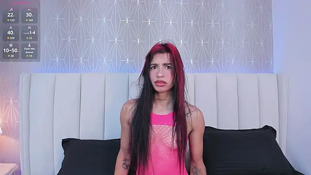 Tori Gaviria online show from 05-15-26, 12:23