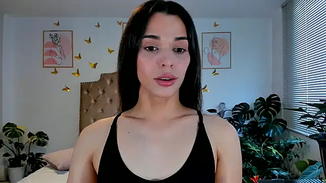 Snapshot of bella_grego chatting on 05-08-26, 05:18 bella grego online show from 05-08-26, 05:18