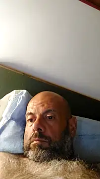 Snapshot of merenda2105 chatting on 05-30-26, 02:19 merenda2105 online show from 05-30-26, 02:19