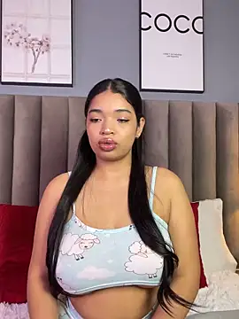 LilyFoox online show from 05-13-26, 12:46