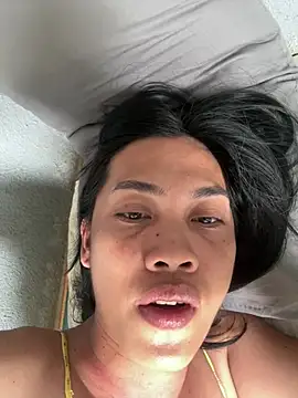 Majesticaaurax online show from 04-17-26, 06:38